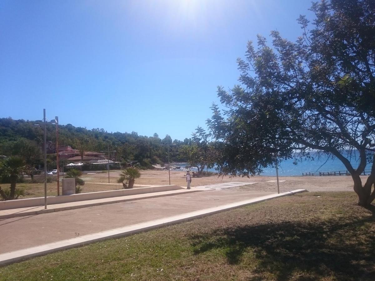Un Po Di Relax A Pochi Passi Dal Mare! Apartman Àrbatax Kültér fotó