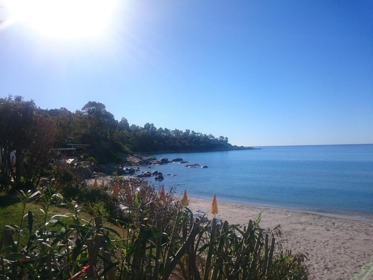 Un Po Di Relax A Pochi Passi Dal Mare! Apartman Àrbatax Kültér fotó